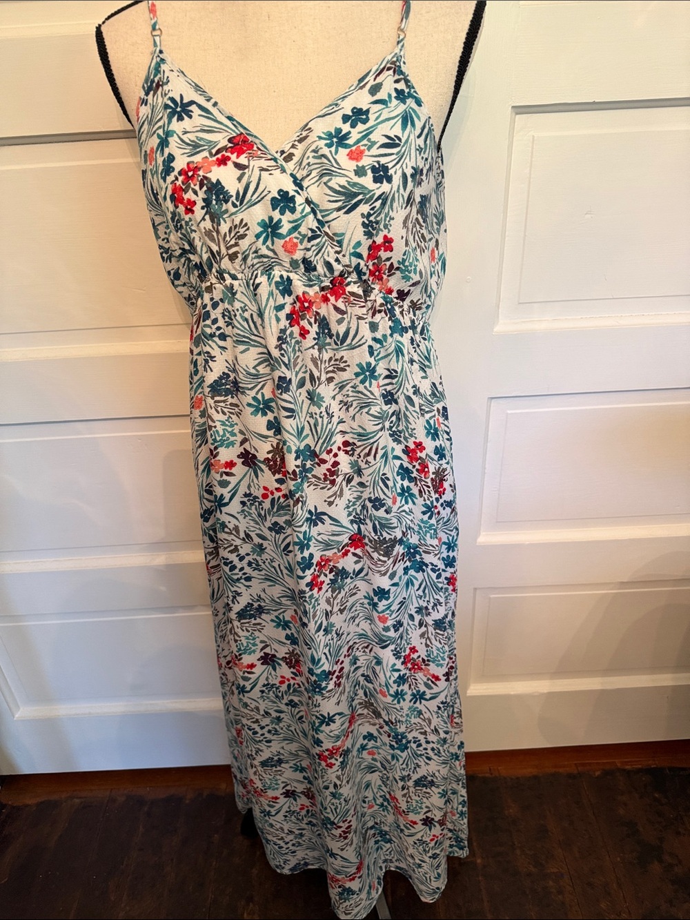 Maxi dress Spaghetti strap 100% Viscose Watercolor feminine beachy Empire Waist